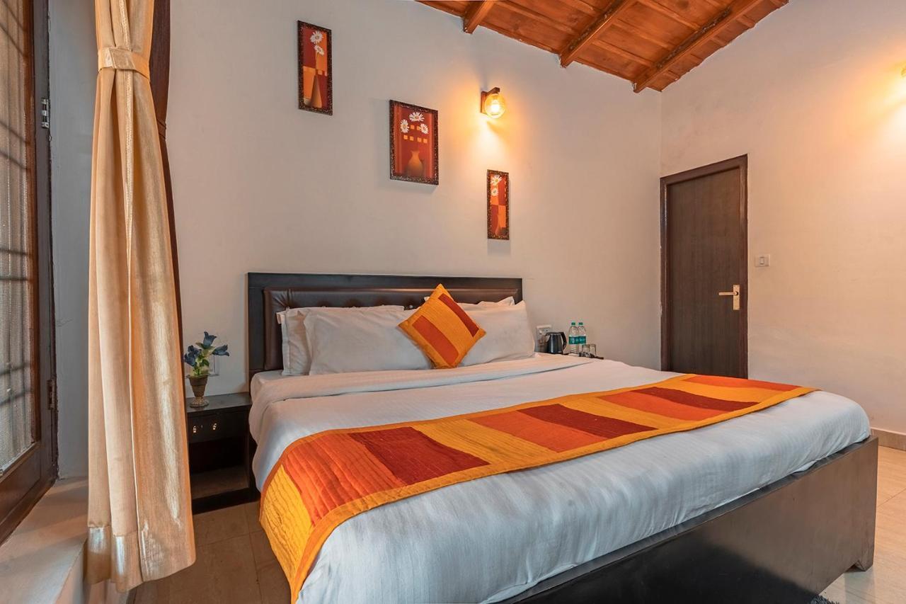 Lake Side Upvan Inn Bhimtal Ngoại thất bức ảnh