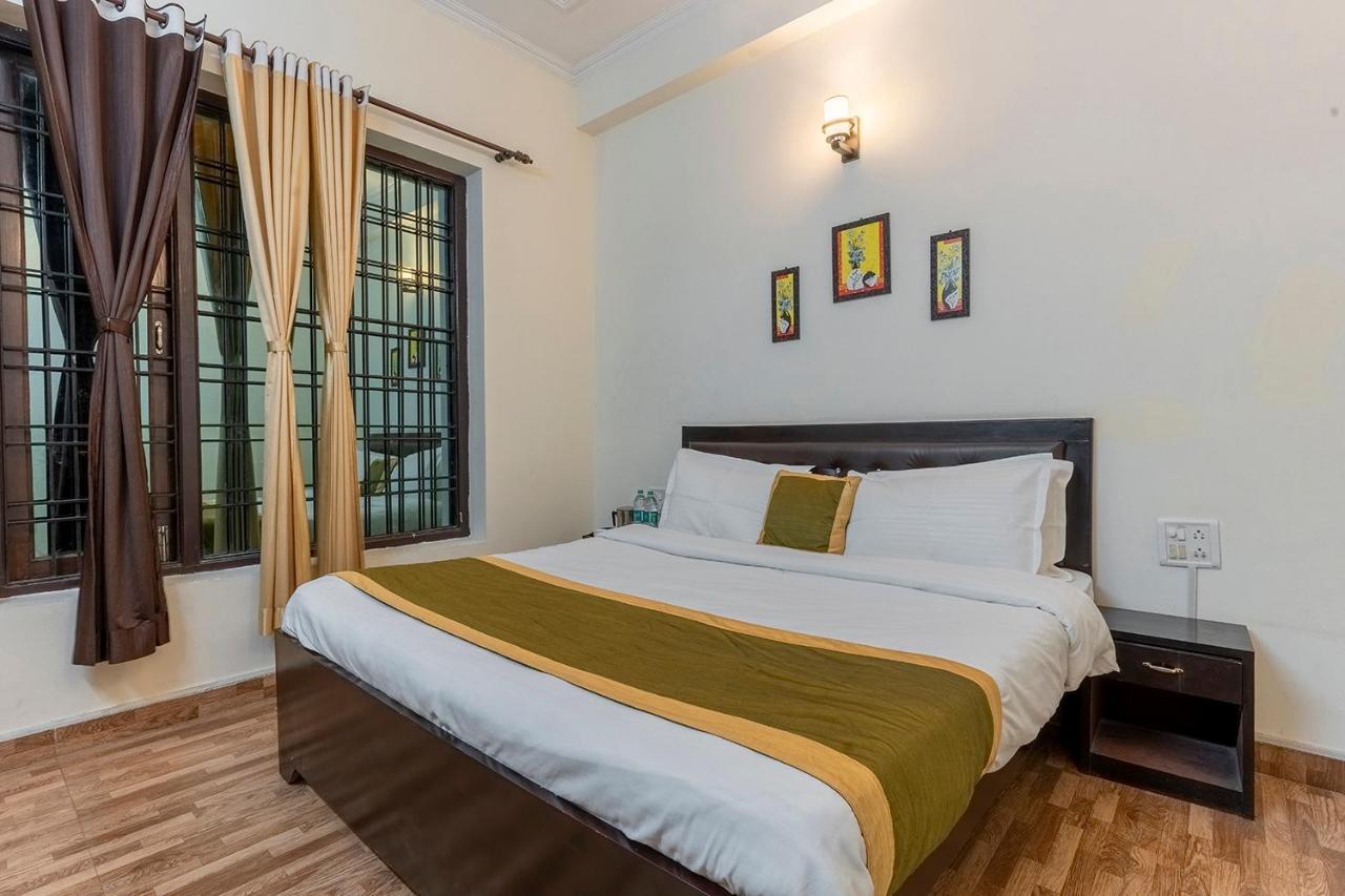 Lake Side Upvan Inn Bhimtal Ngoại thất bức ảnh