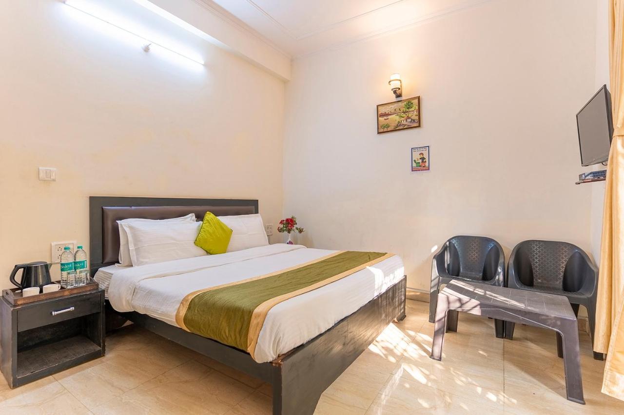 Lake Side Upvan Inn Bhimtal Ngoại thất bức ảnh