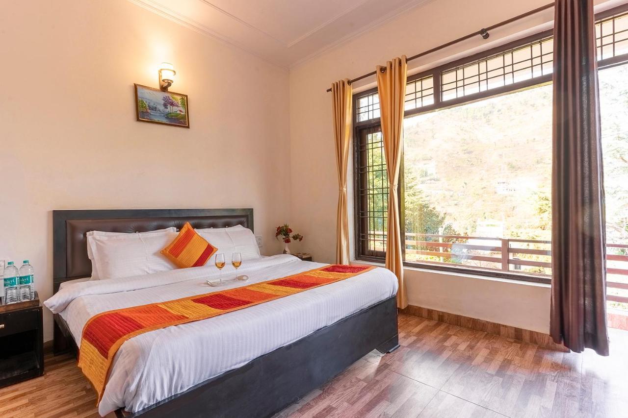 Lake Side Upvan Inn Bhimtal Ngoại thất bức ảnh